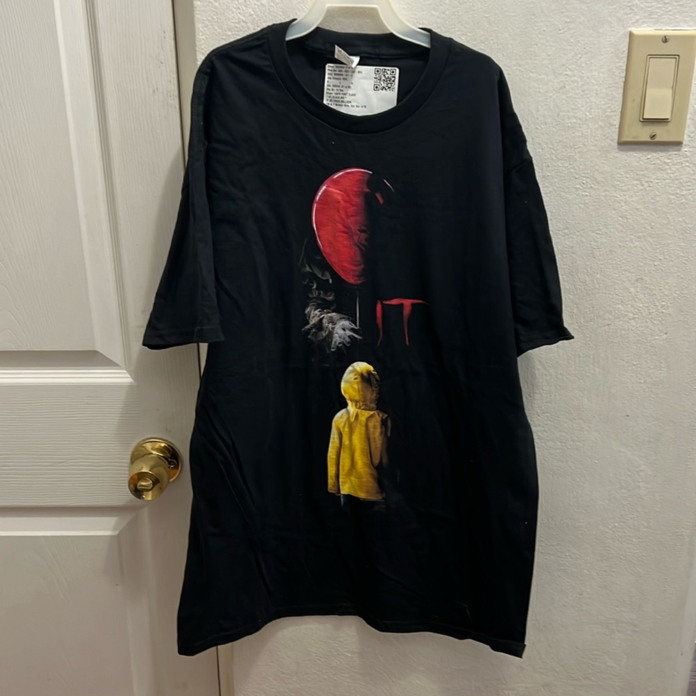 Classic Stephen King “it” shirt, new.
